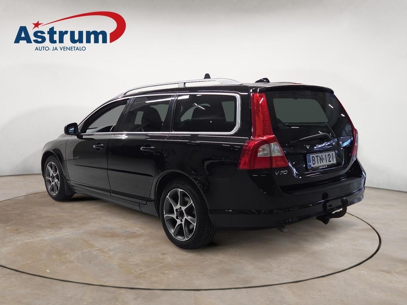 Volvo V70 vaihtoauto