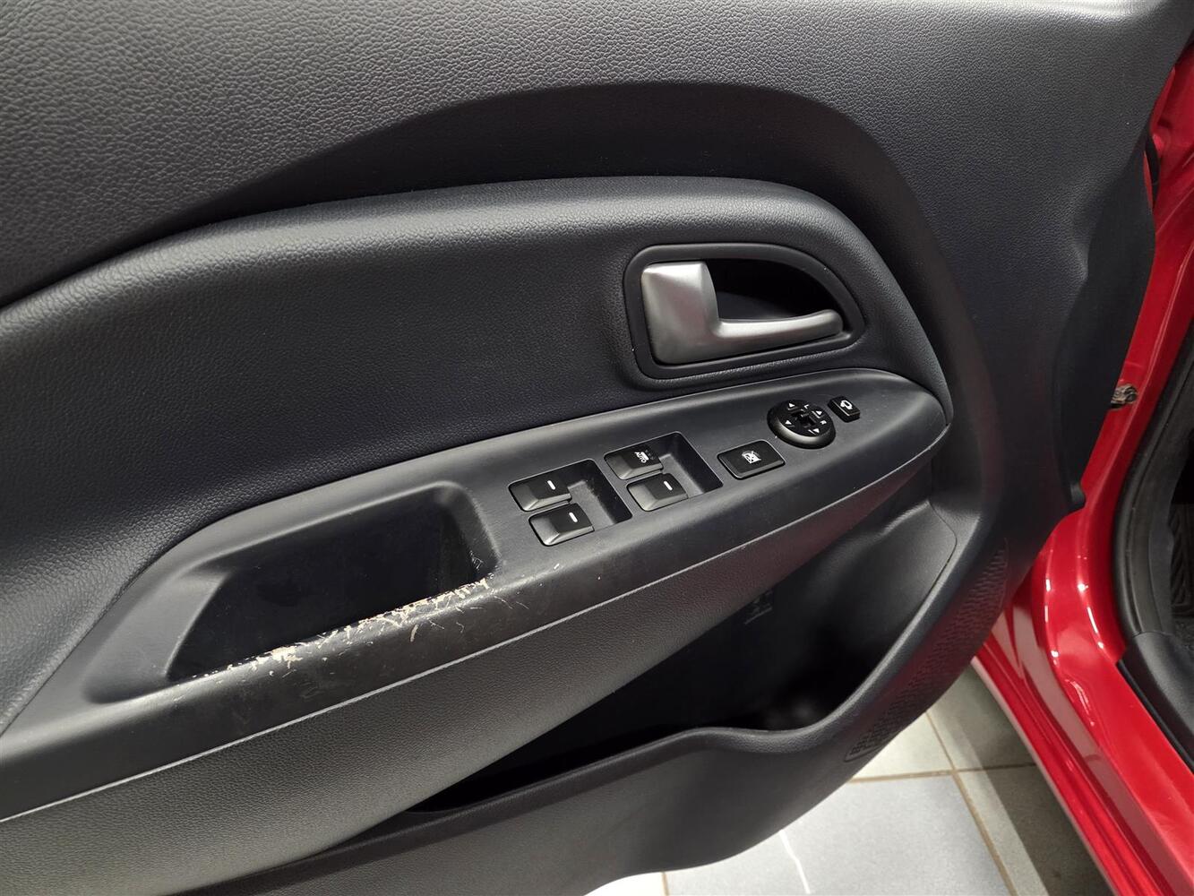 Kia Rio vaihtoauto