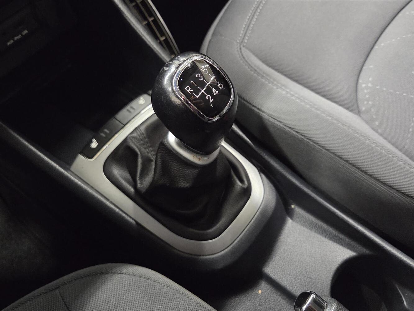 Kia Rio vaihtoauto