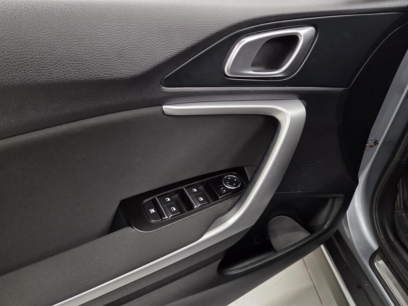 Kia XCeed vaihtoauto