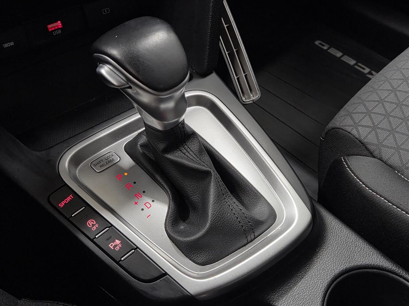 Kia XCeed vaihtoauto