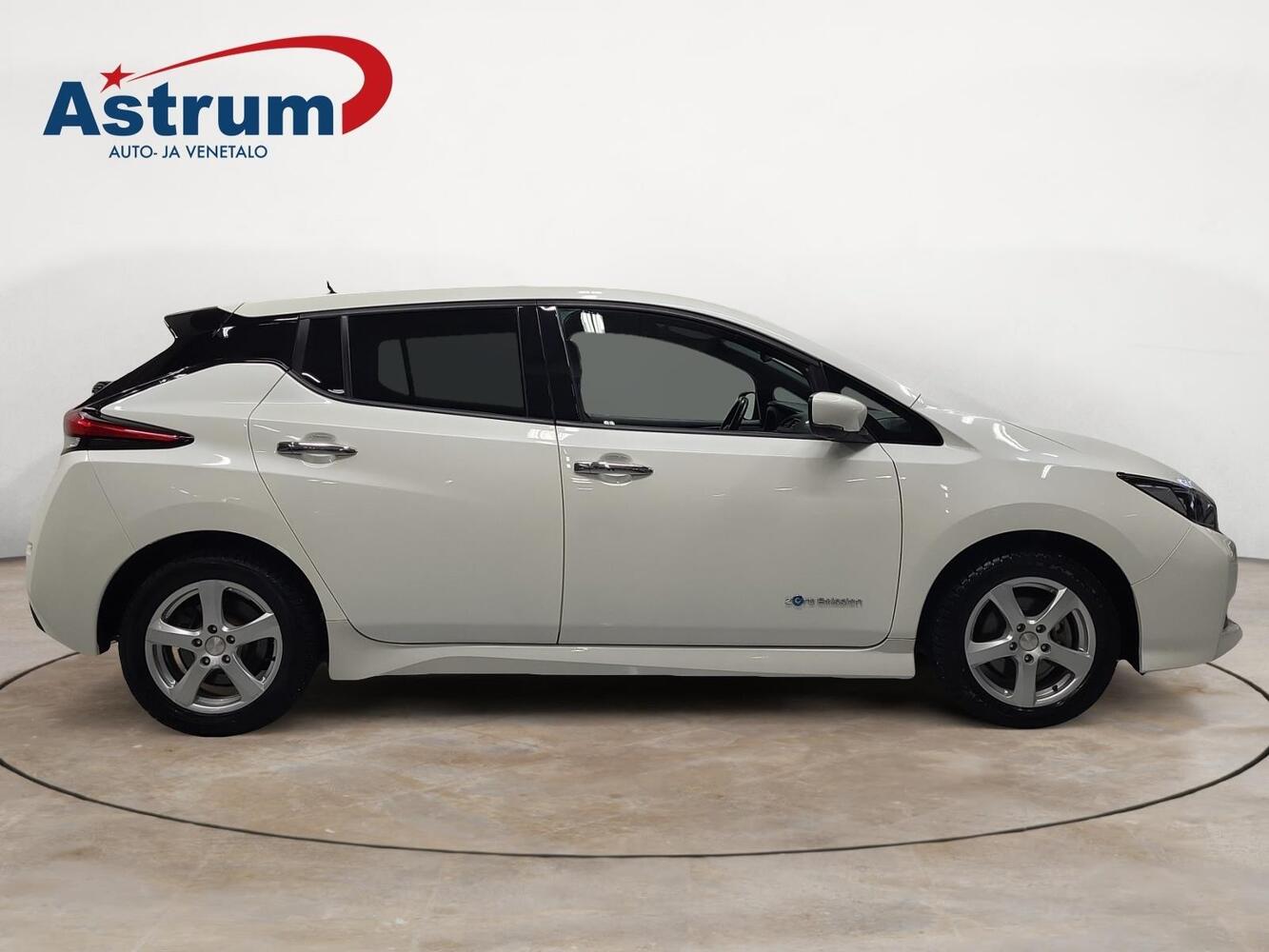 Nissan Leaf vaihtoauto
