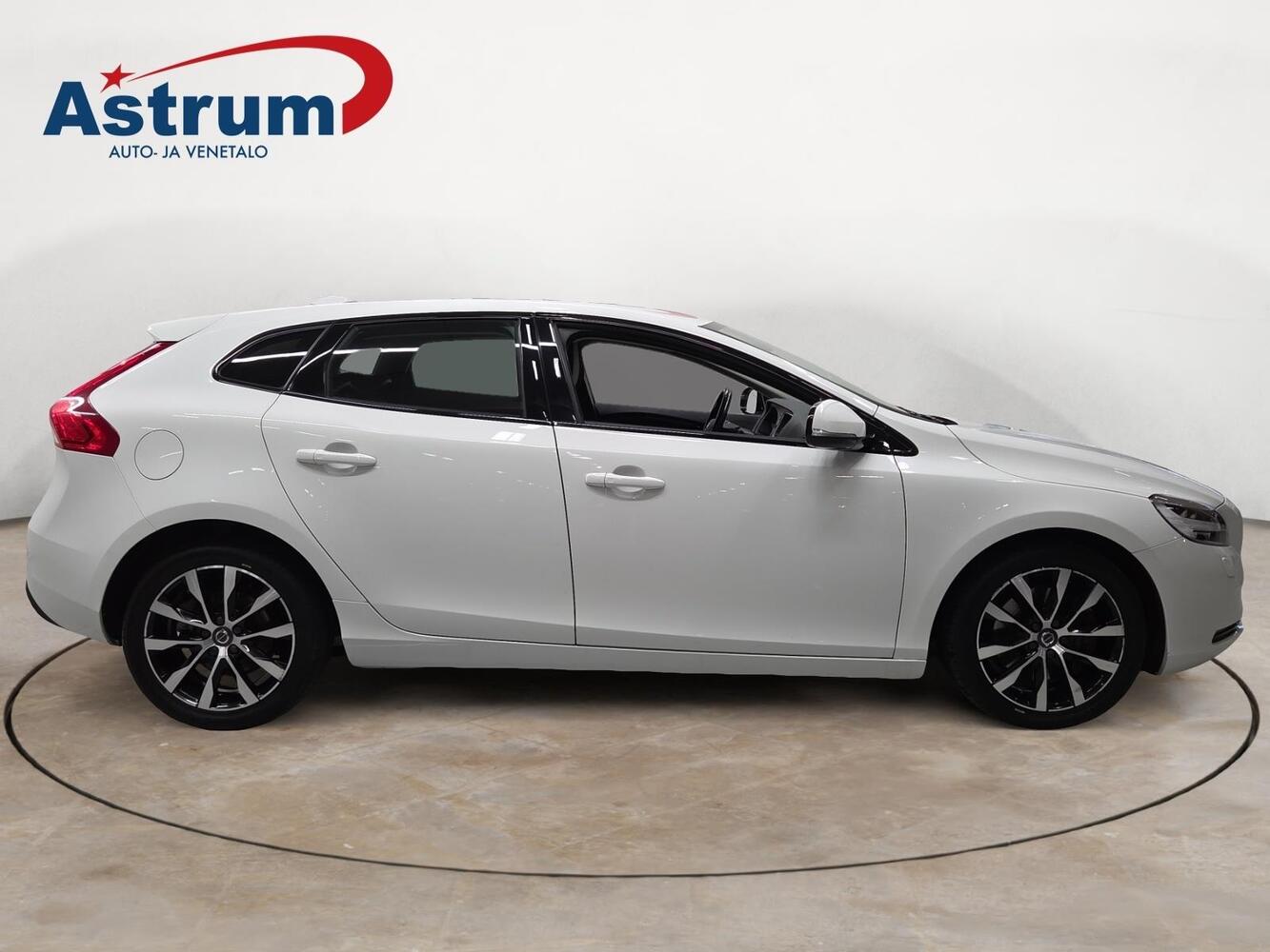 Volvo V40 vaihtoauto
