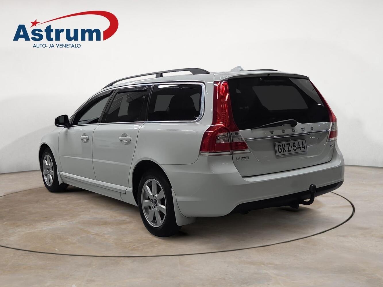 Volvo V70 vaihtoauto