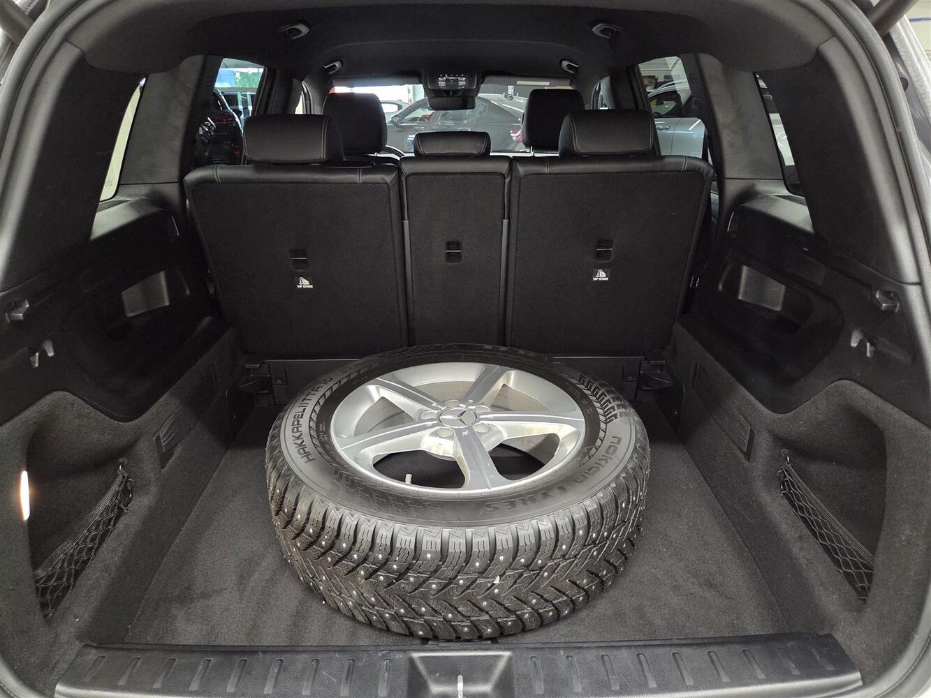 Mercedes-Benz GLB vaihtoauto