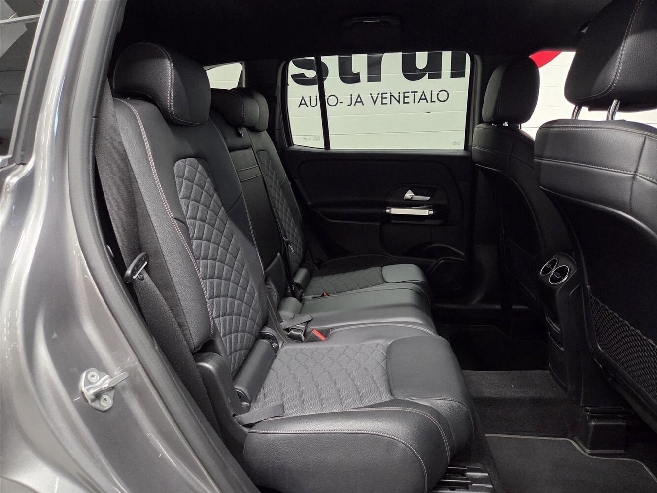 Mercedes-Benz GLB vaihtoauto