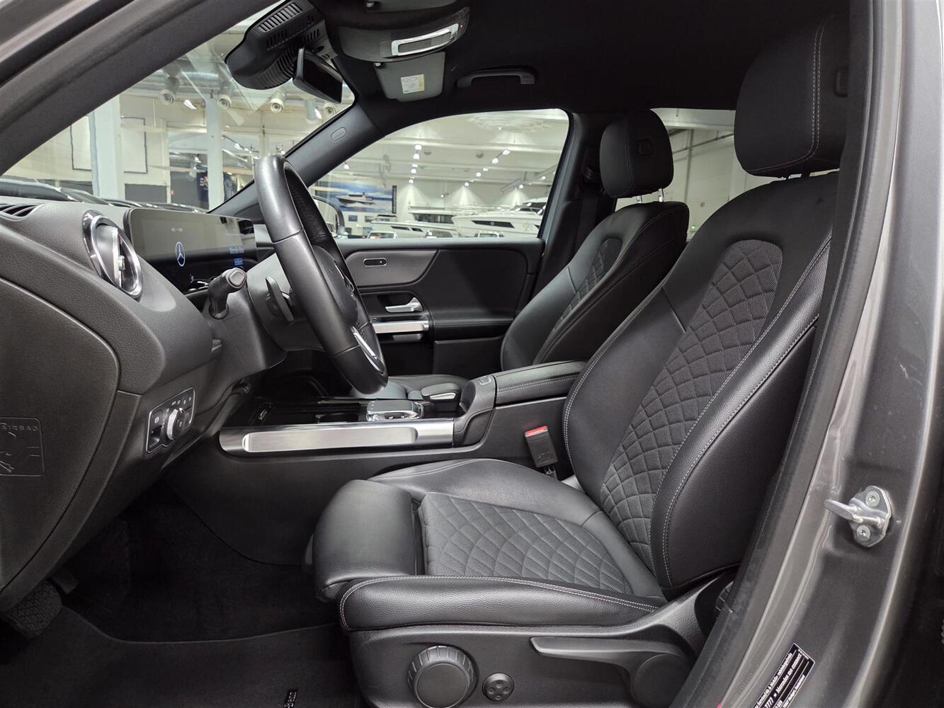 Mercedes-Benz GLB vaihtoauto