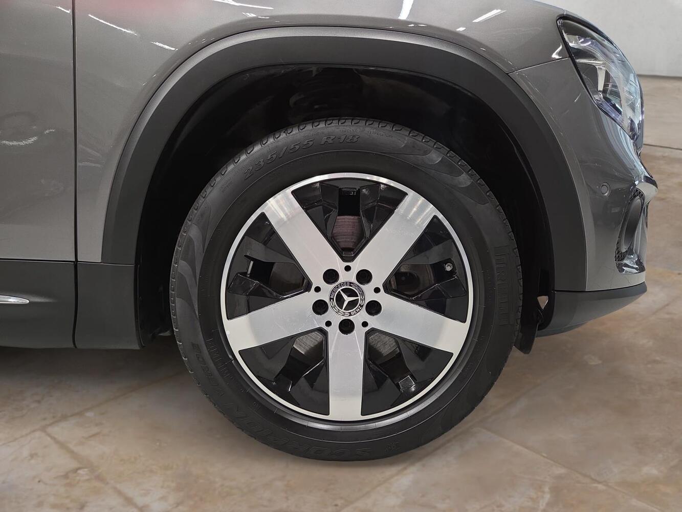 Mercedes-Benz GLB vaihtoauto