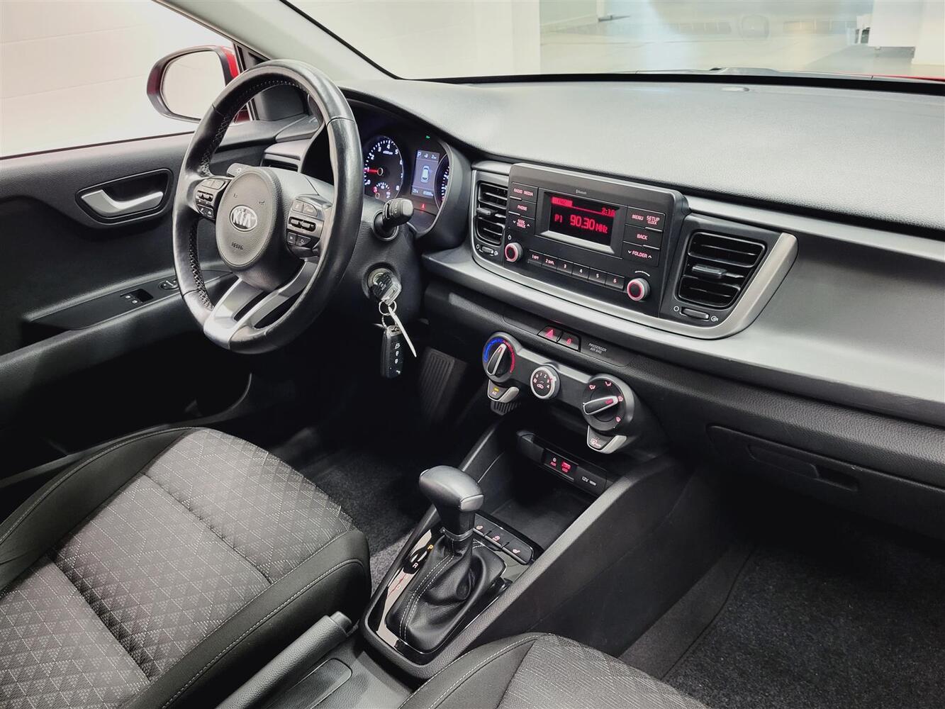 Kia Rio vaihtoauto