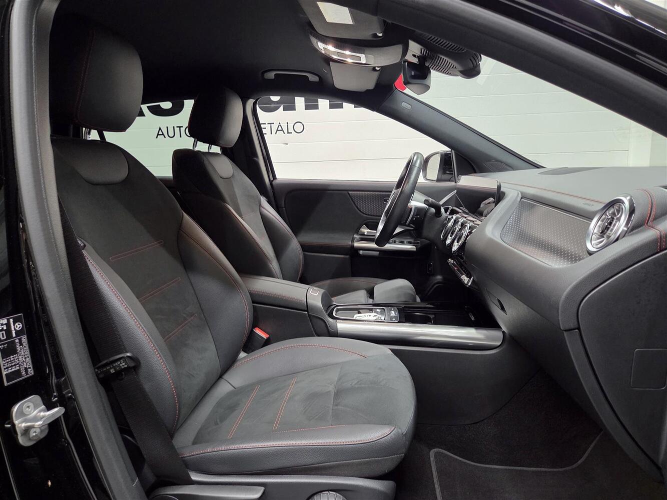 Mercedes-Benz EQA vaihtoauto
