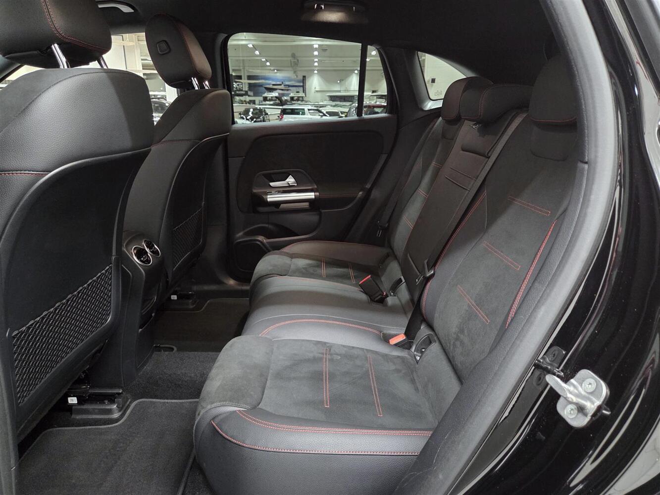 Mercedes-Benz EQA vaihtoauto