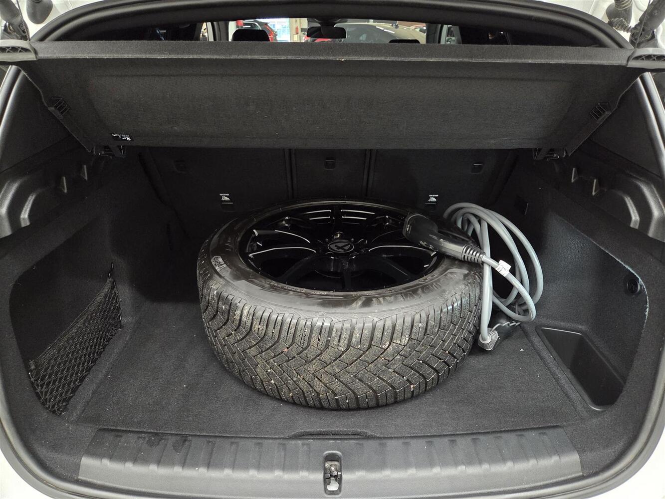BMW iX1 vaihtoauto