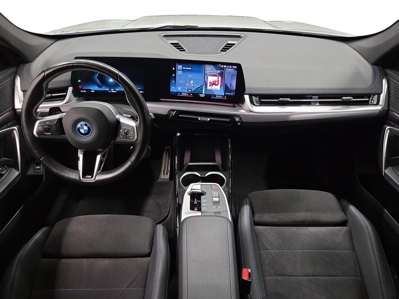 BMW iX1 vaihtoauto