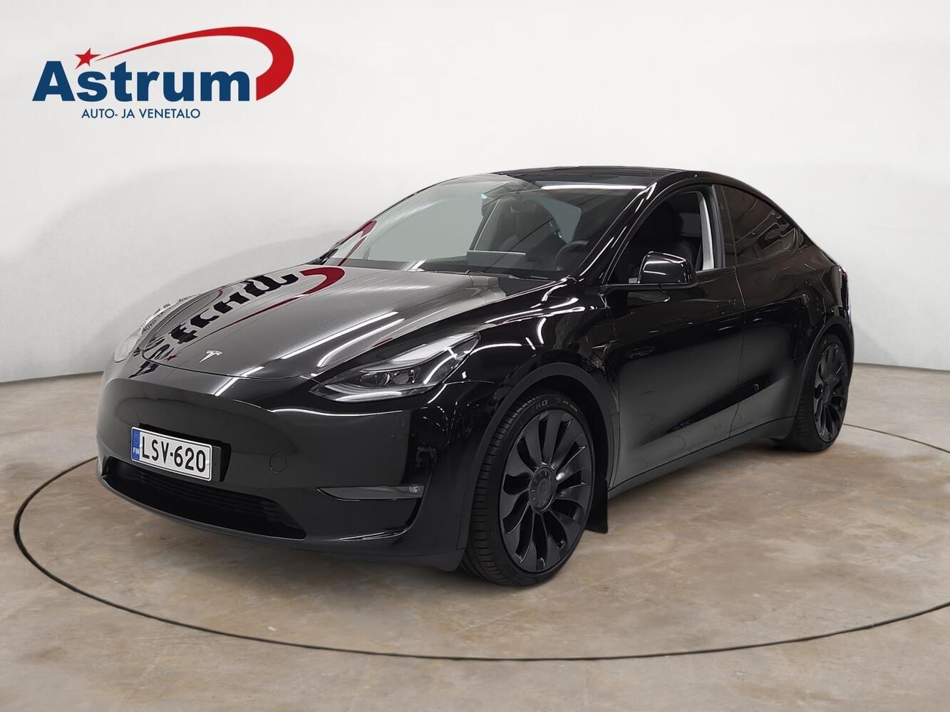 Tesla Model Y vaihtoauto