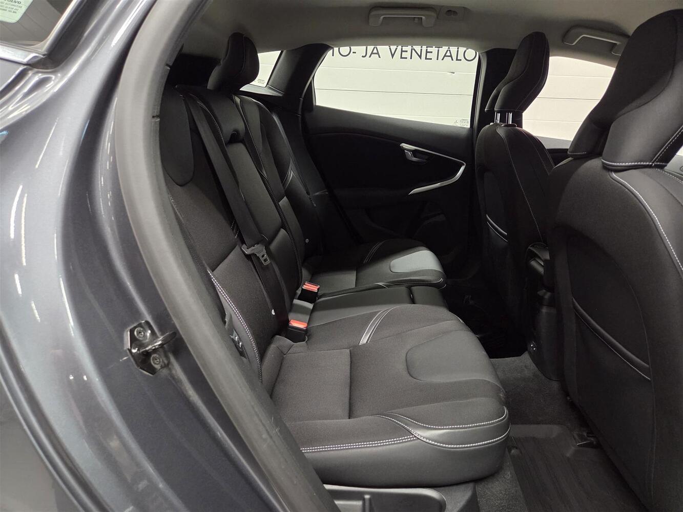 Volvo V40 vaihtoauto
