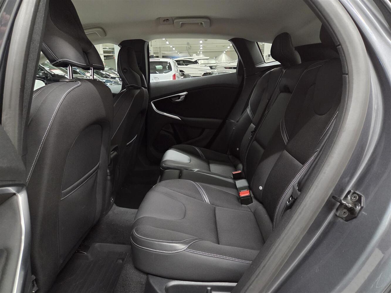 Volvo V40 vaihtoauto