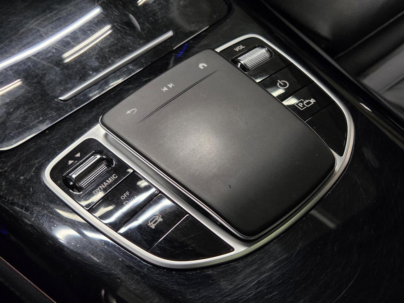 Mercedes-Benz EQC vaihtoauto