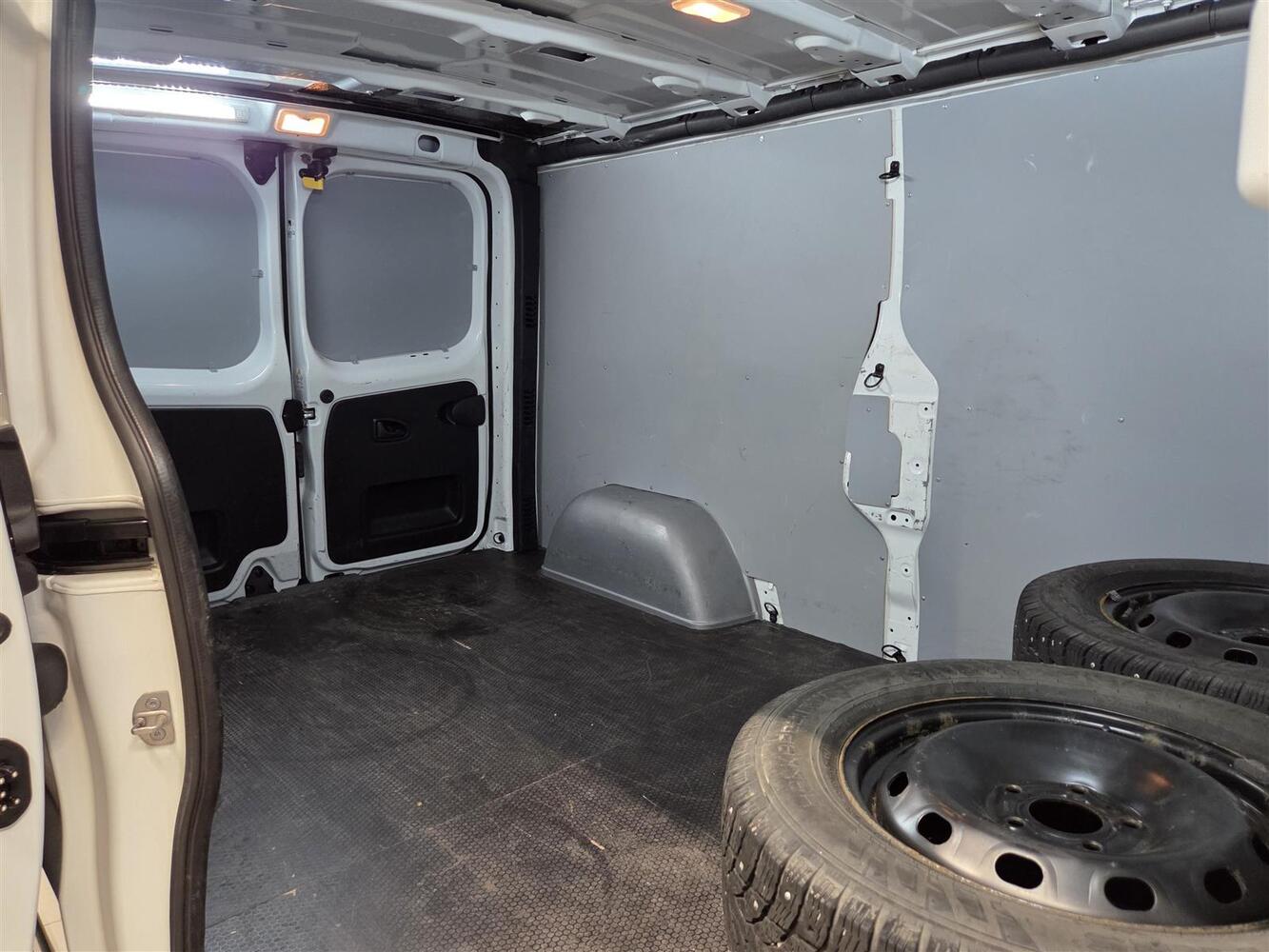 Renault Trafic vaihtoauto