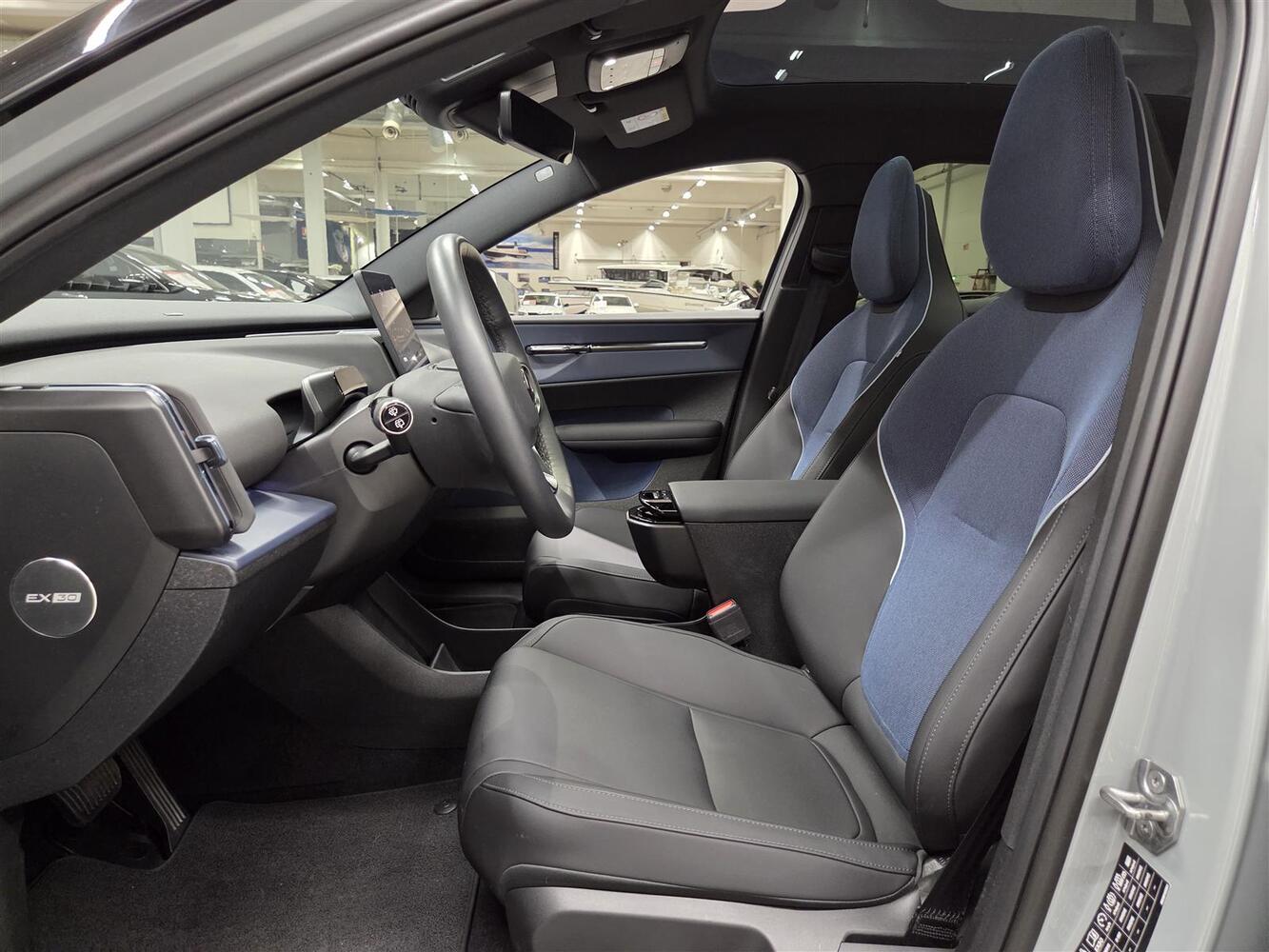 Volvo EX30 vaihtoauto