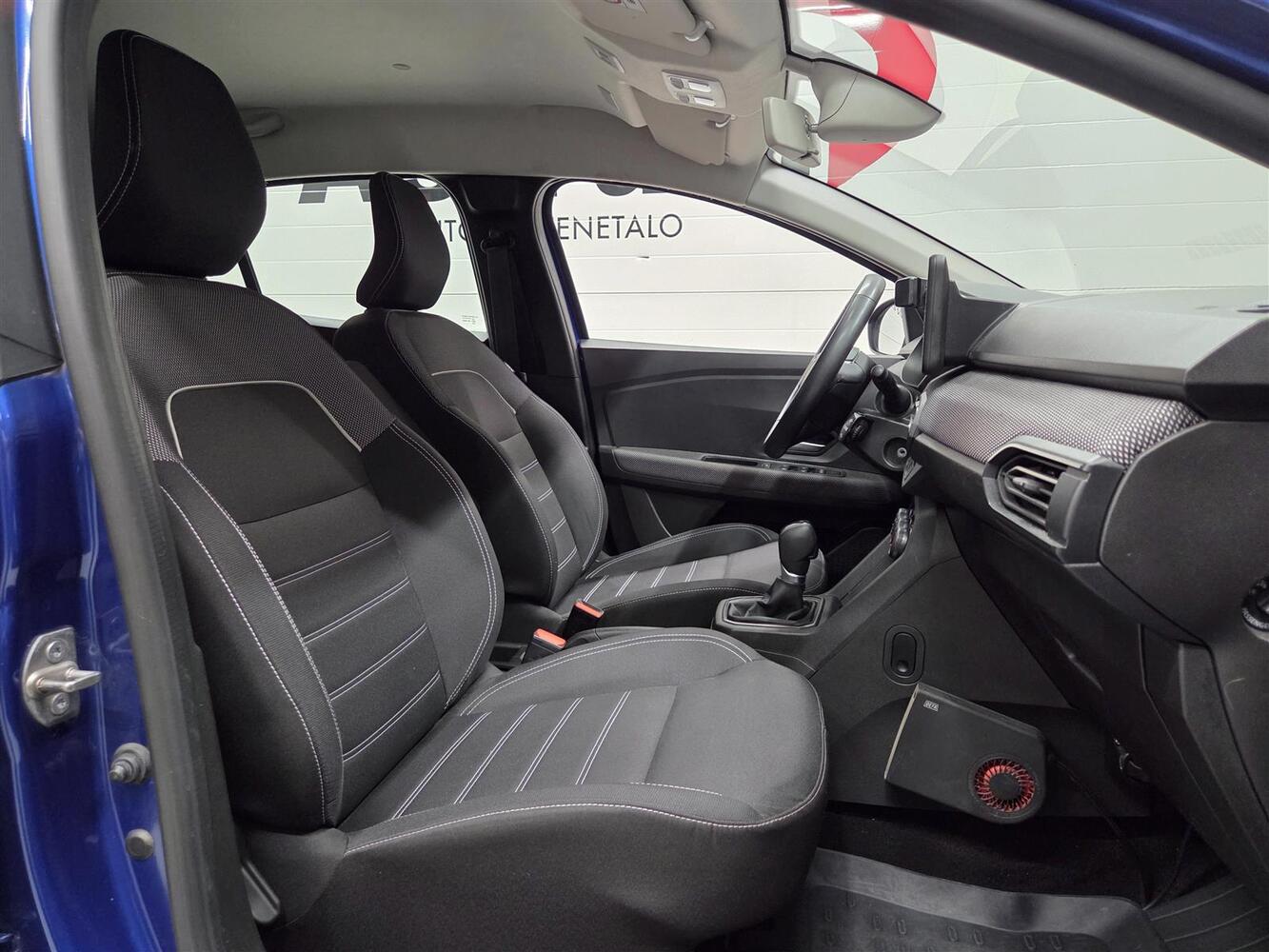 Dacia Sandero vaihtoauto