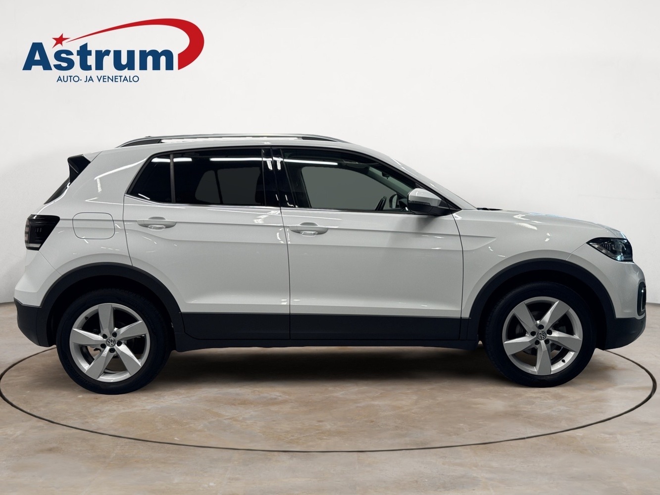 Volkswagen T-Cross vaihtoauto