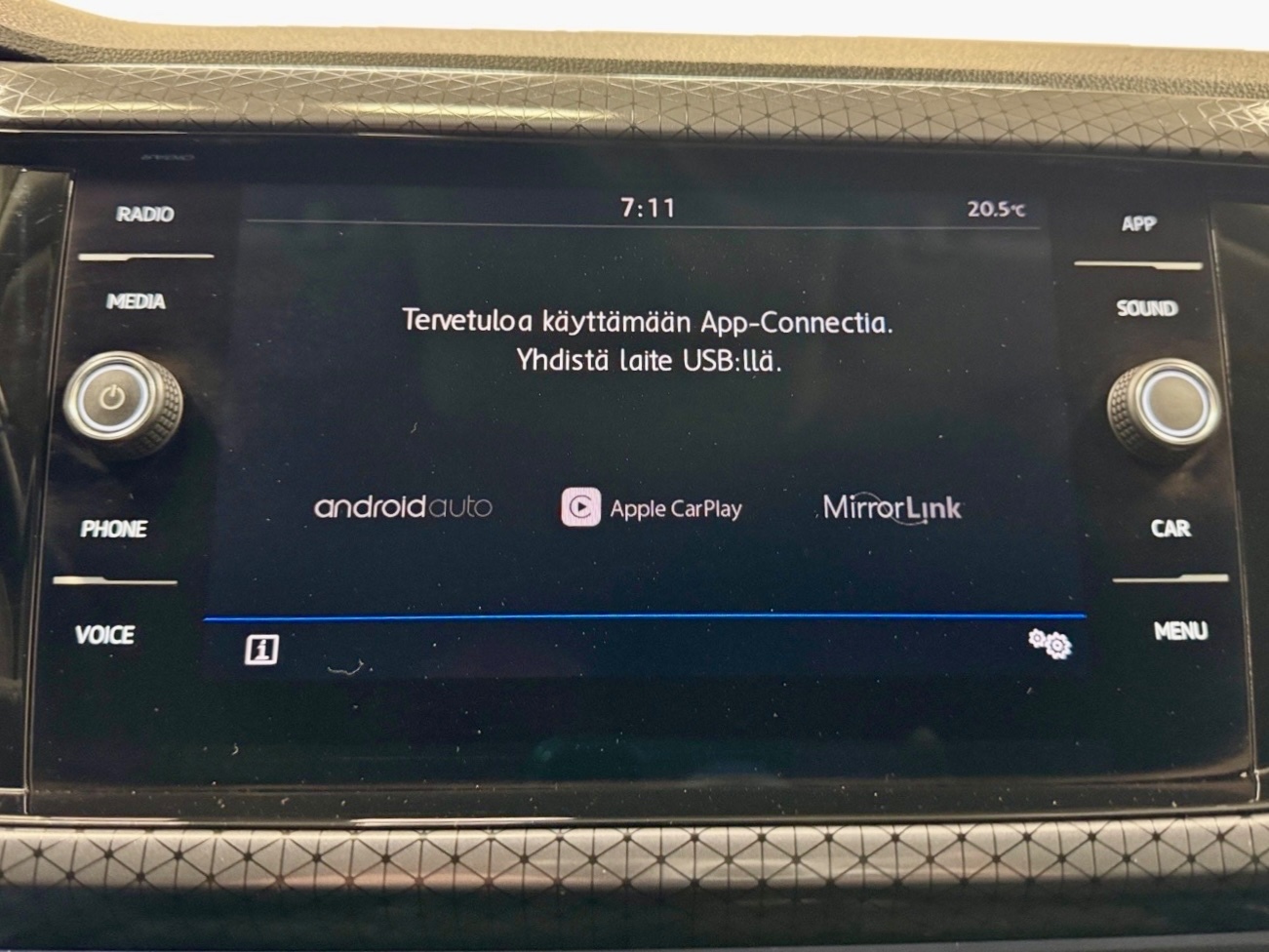 Volkswagen T-Cross vaihtoauto