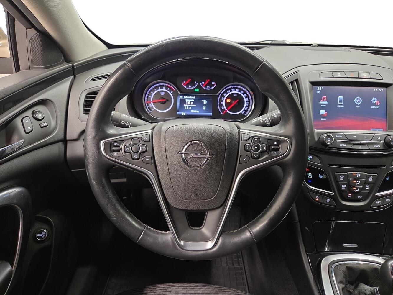 Opel Insignia vaihtoauto