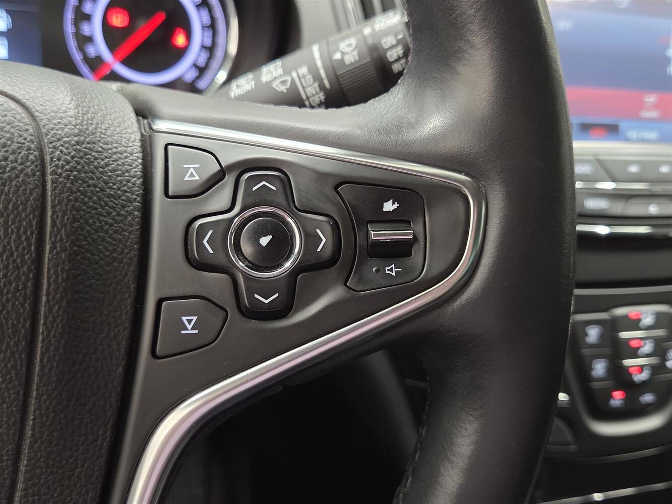 Opel Insignia vaihtoauto