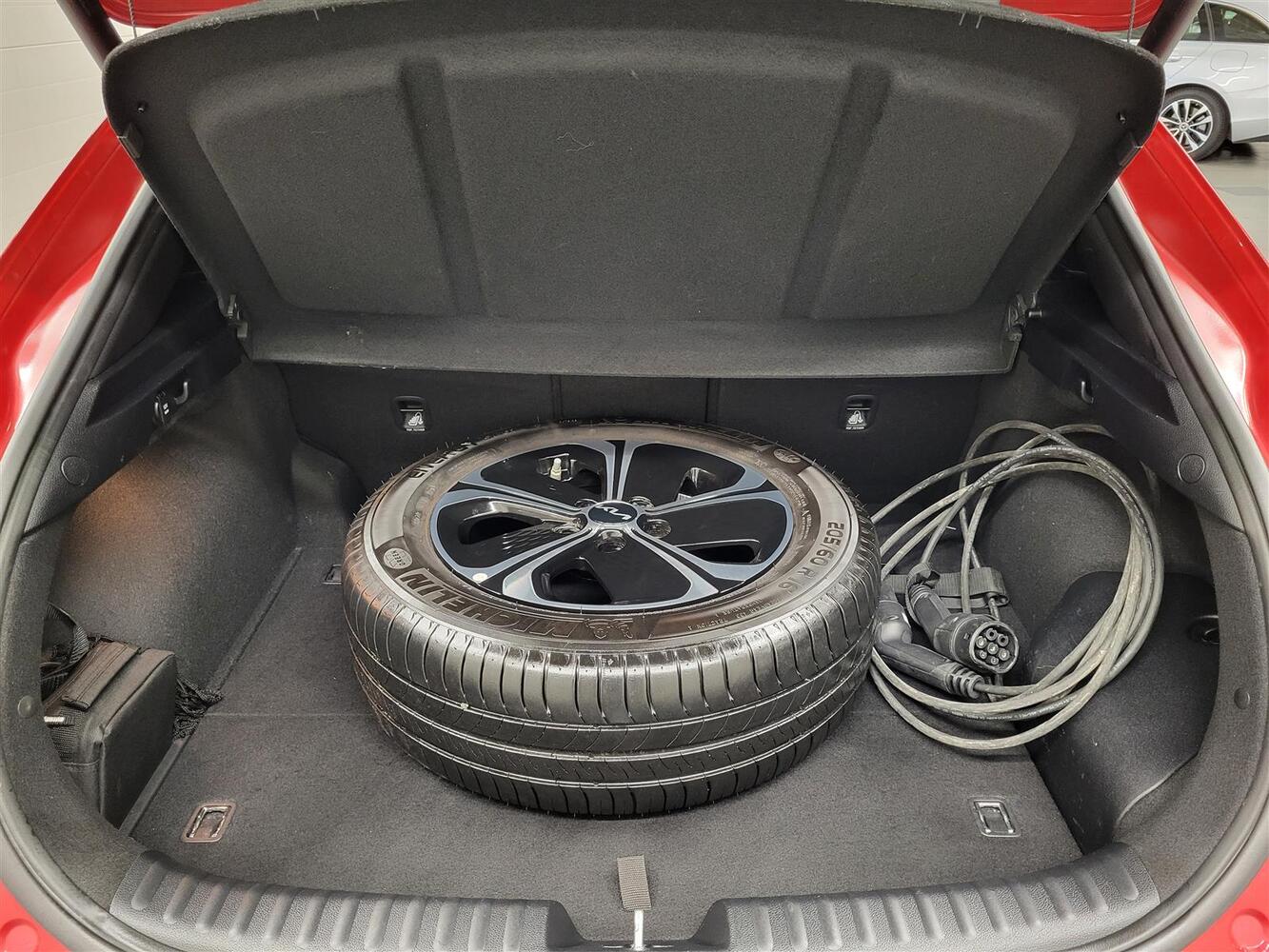 Kia XCeed vaihtoauto