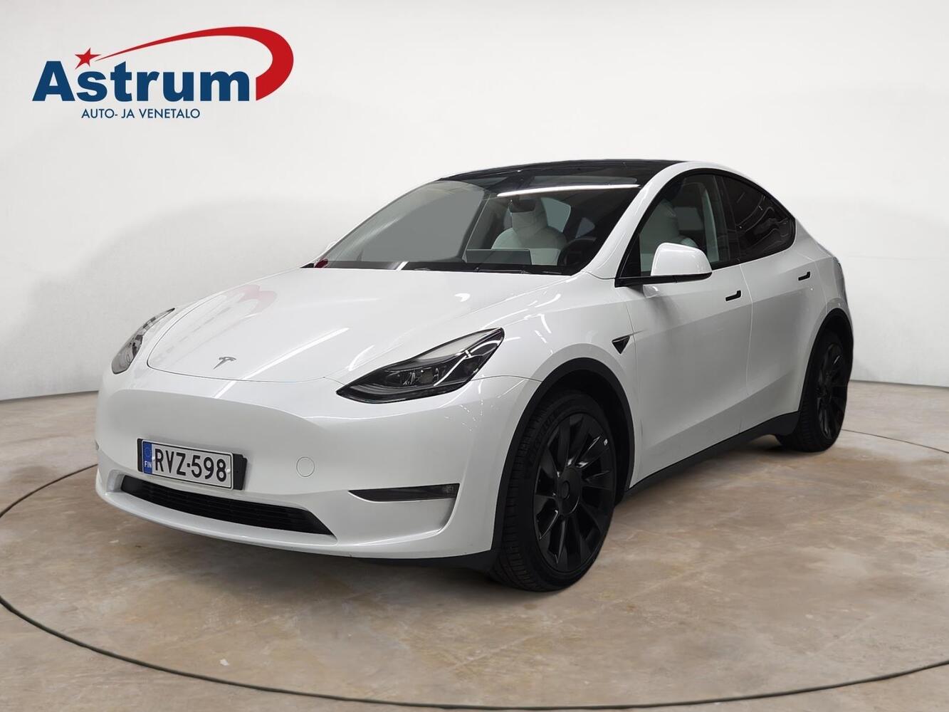 Tesla Model Y vaihtoauto