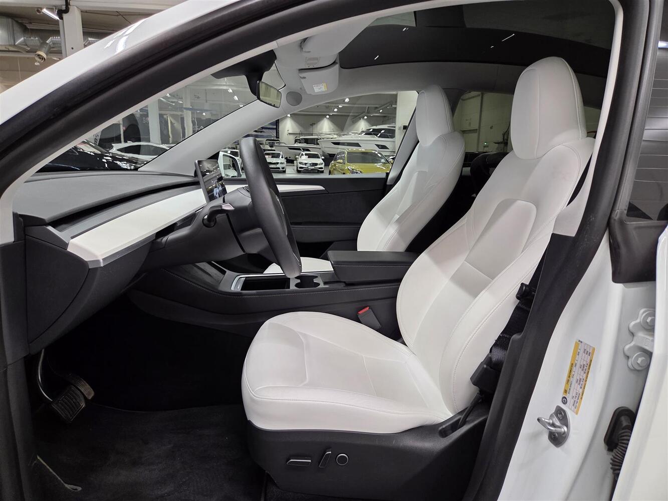 Tesla Model Y vaihtoauto