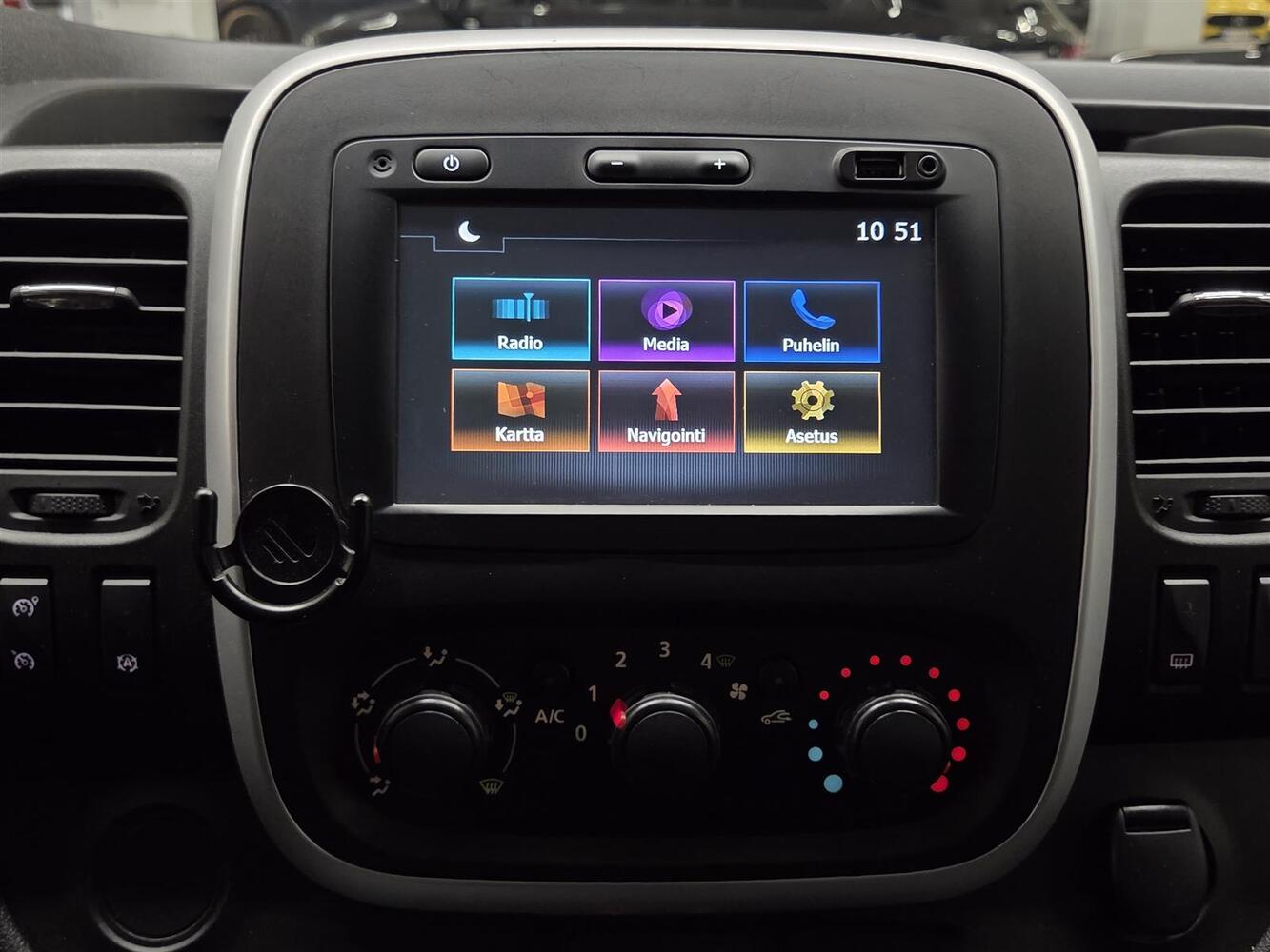 Renault Trafic vaihtoauto