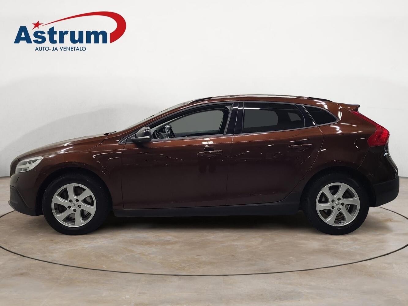 Volvo V40 Cross Country vaihtoauto