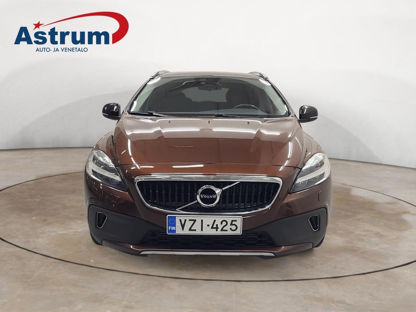 Volvo V40 Cross Country vaihtoauto