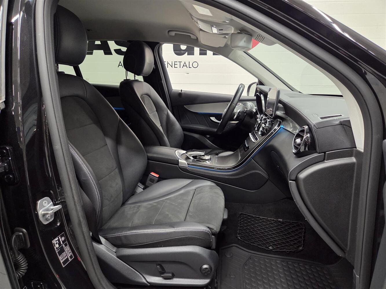 Mercedes-Benz GLC vaihtoauto