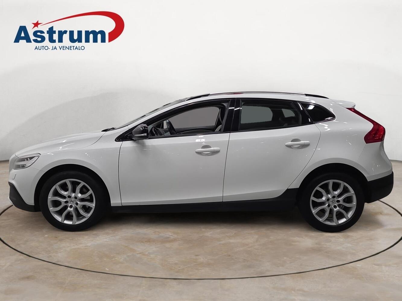Volvo V40 Cross Country vaihtoauto
