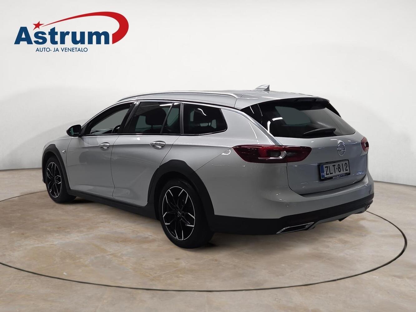 Opel Insignia vaihtoauto