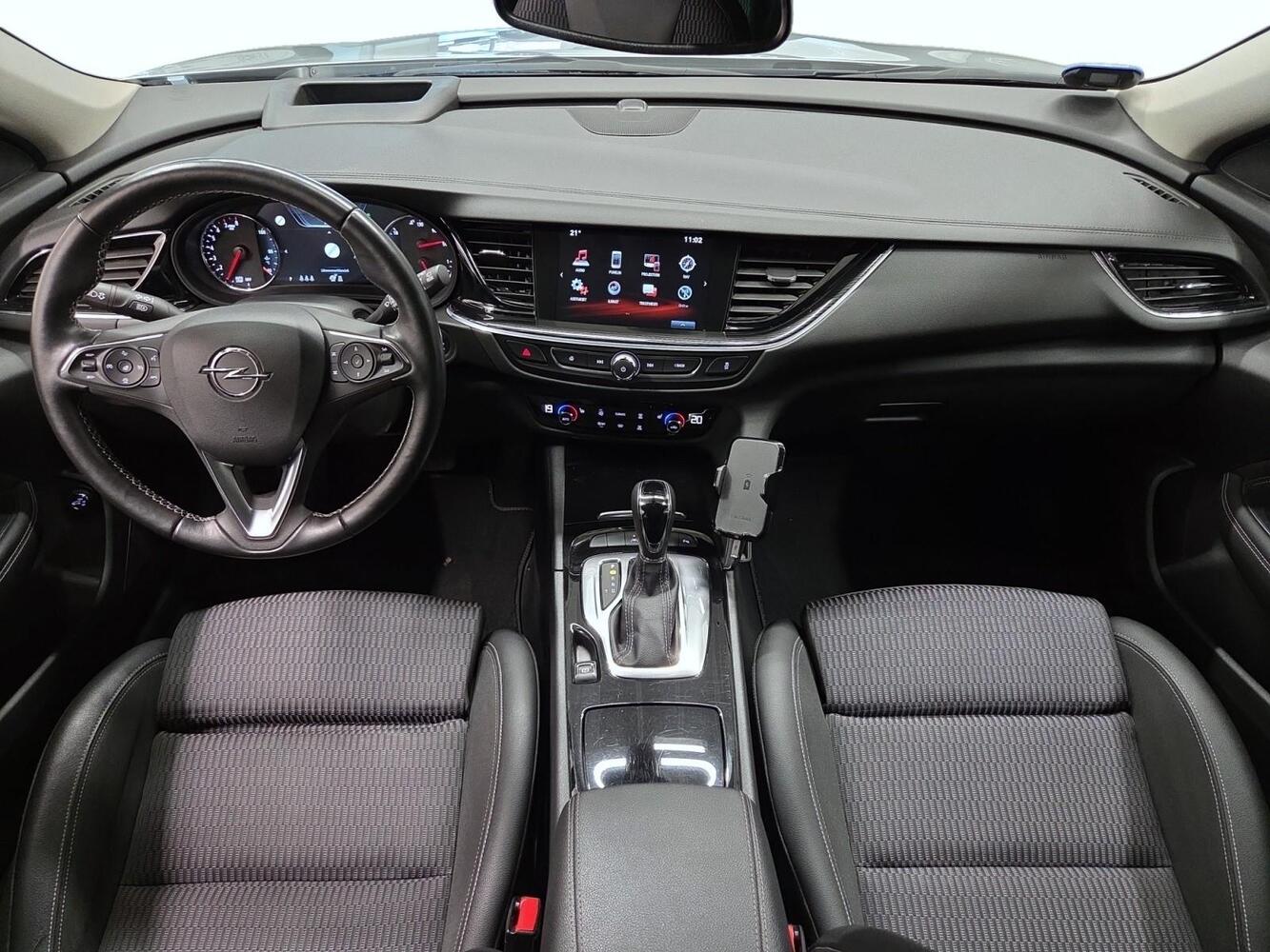 Opel Insignia vaihtoauto