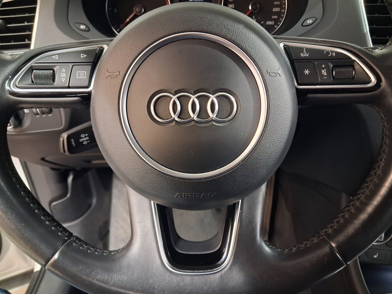 Audi Q3 vaihtoauto