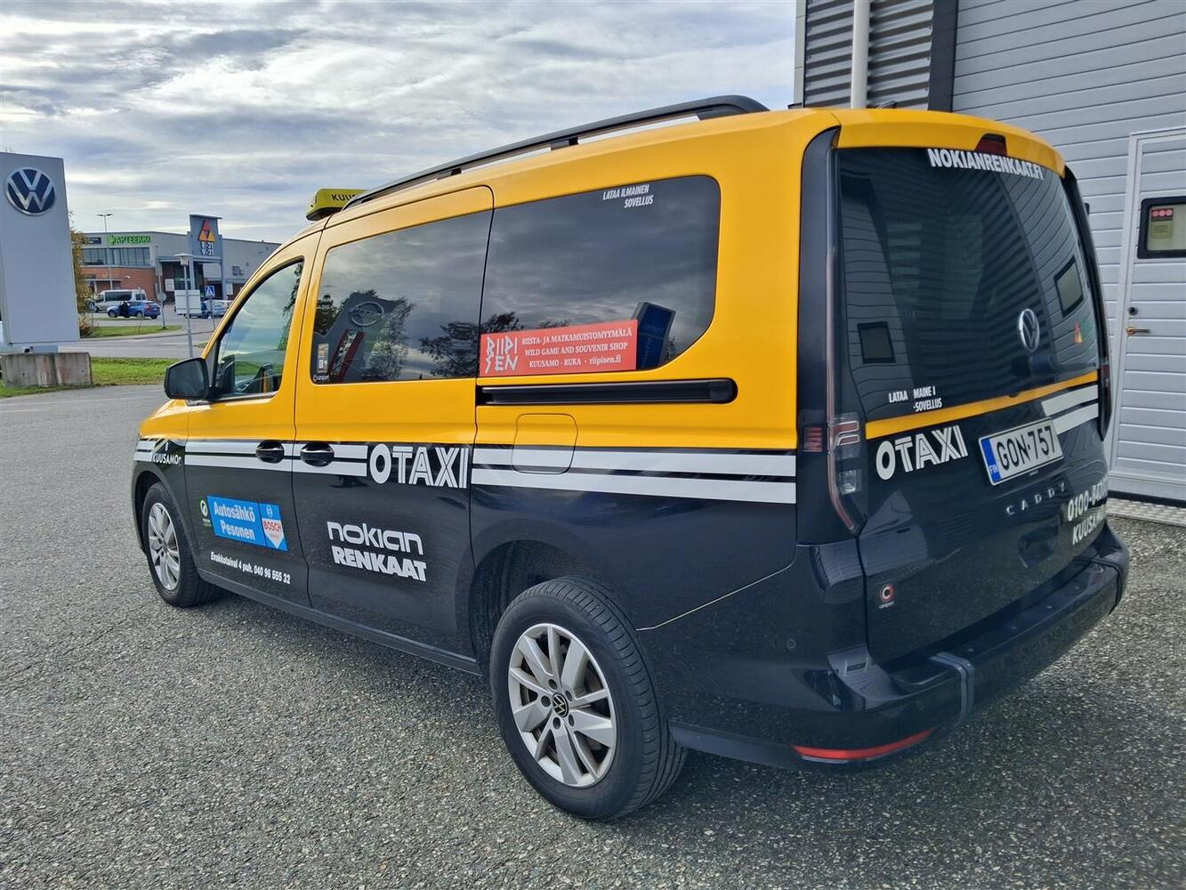 Volkswagen Caddy Maxi vaihtoauto