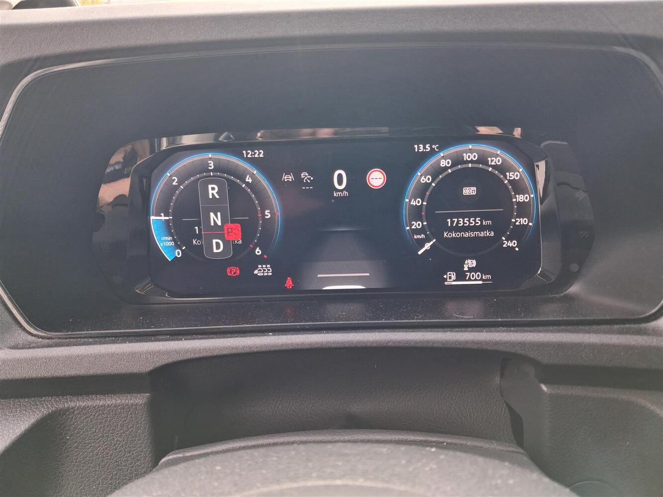 Volkswagen Caddy Maxi vaihtoauto