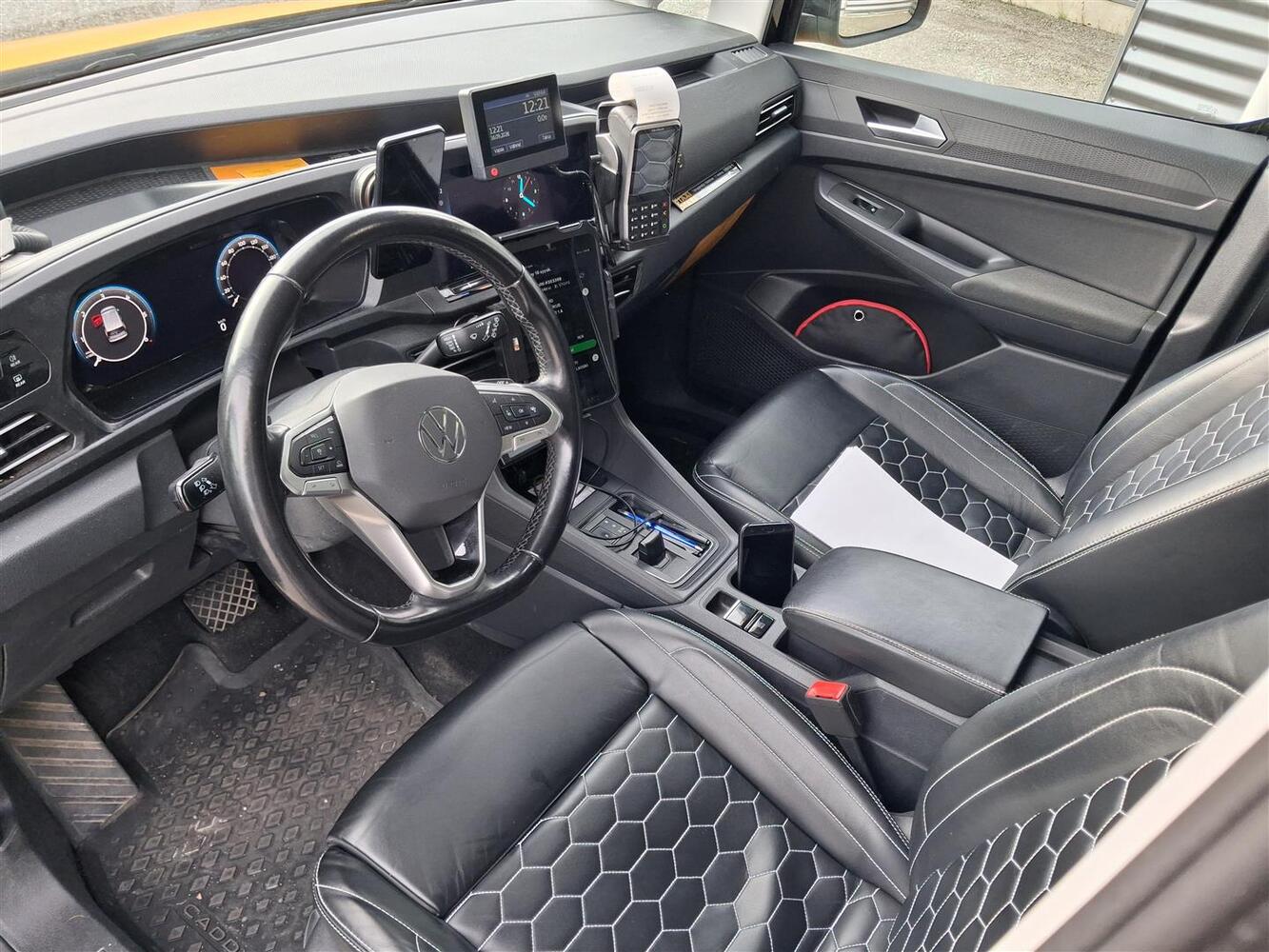 Volkswagen Caddy Maxi vaihtoauto