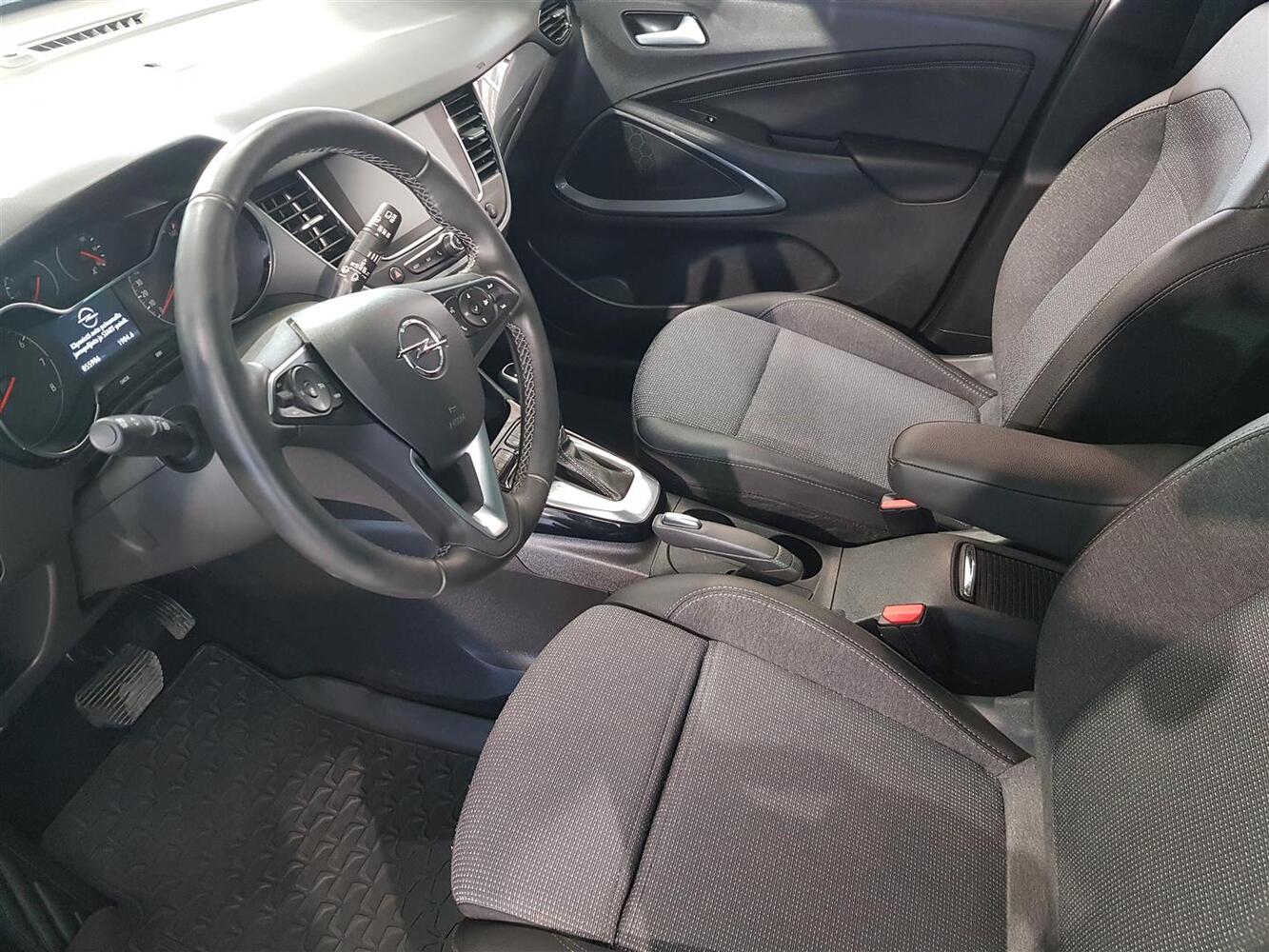 Opel Crossland vaihtoauto