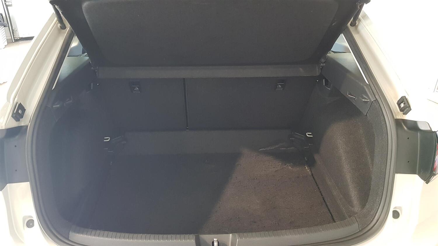 Volkswagen Taigo vaihtoauto