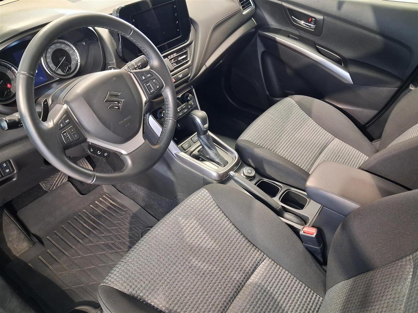 Suzuki S-Cross vaihtoauto