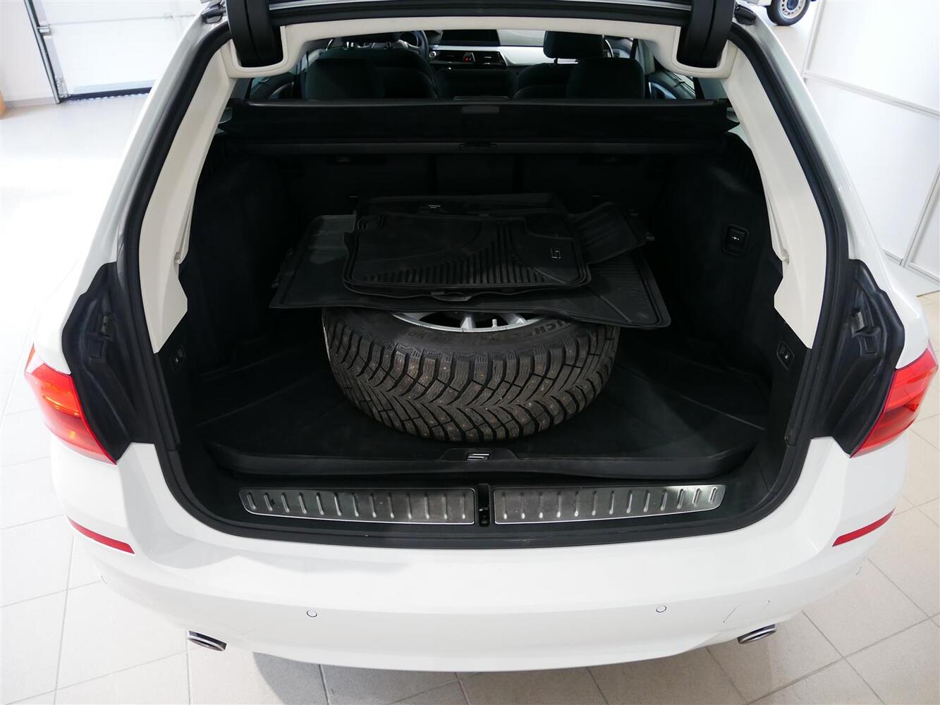 BMW 520 vaihtoauto