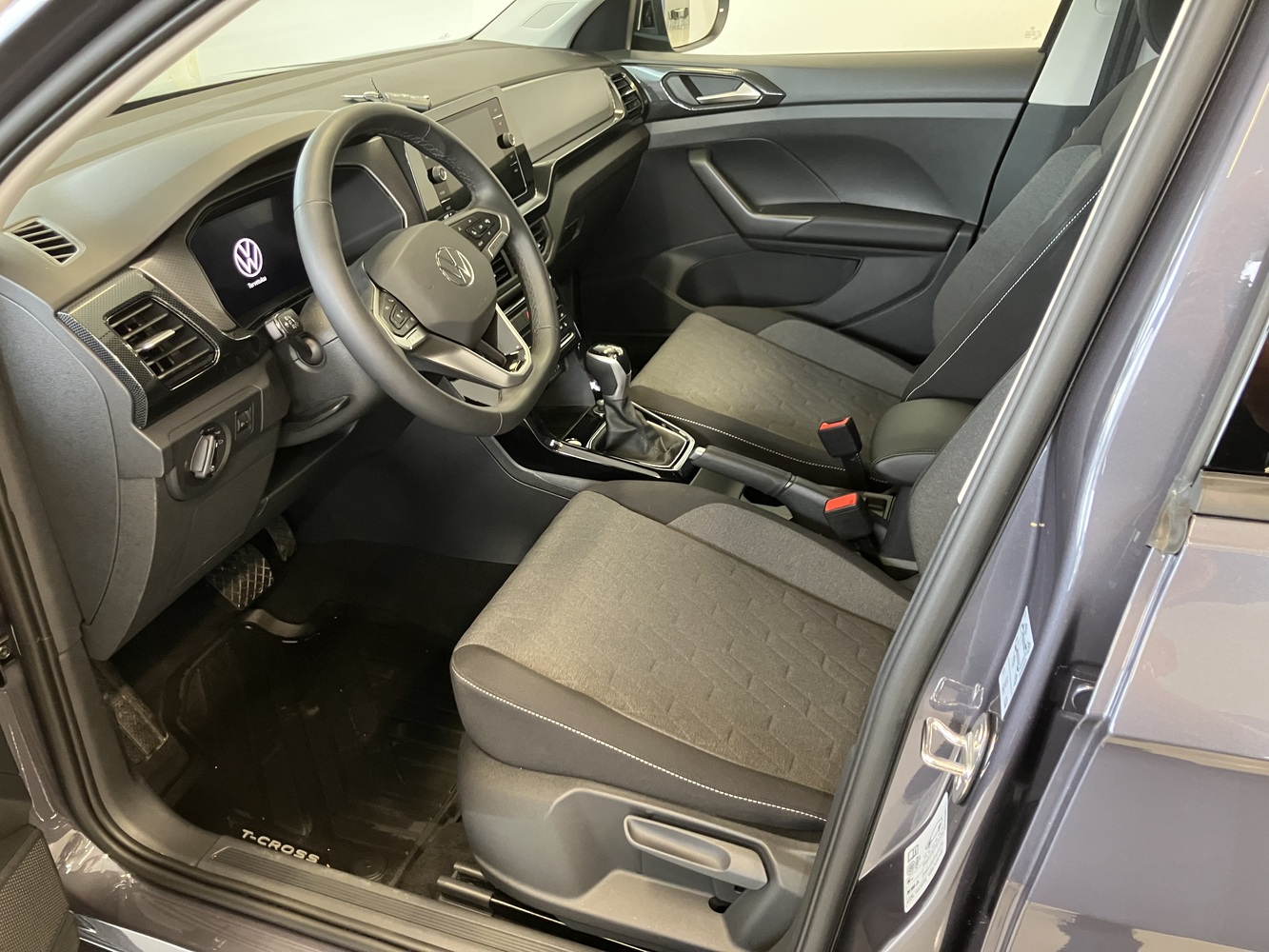 Volkswagen T-Cross vaihtoauto