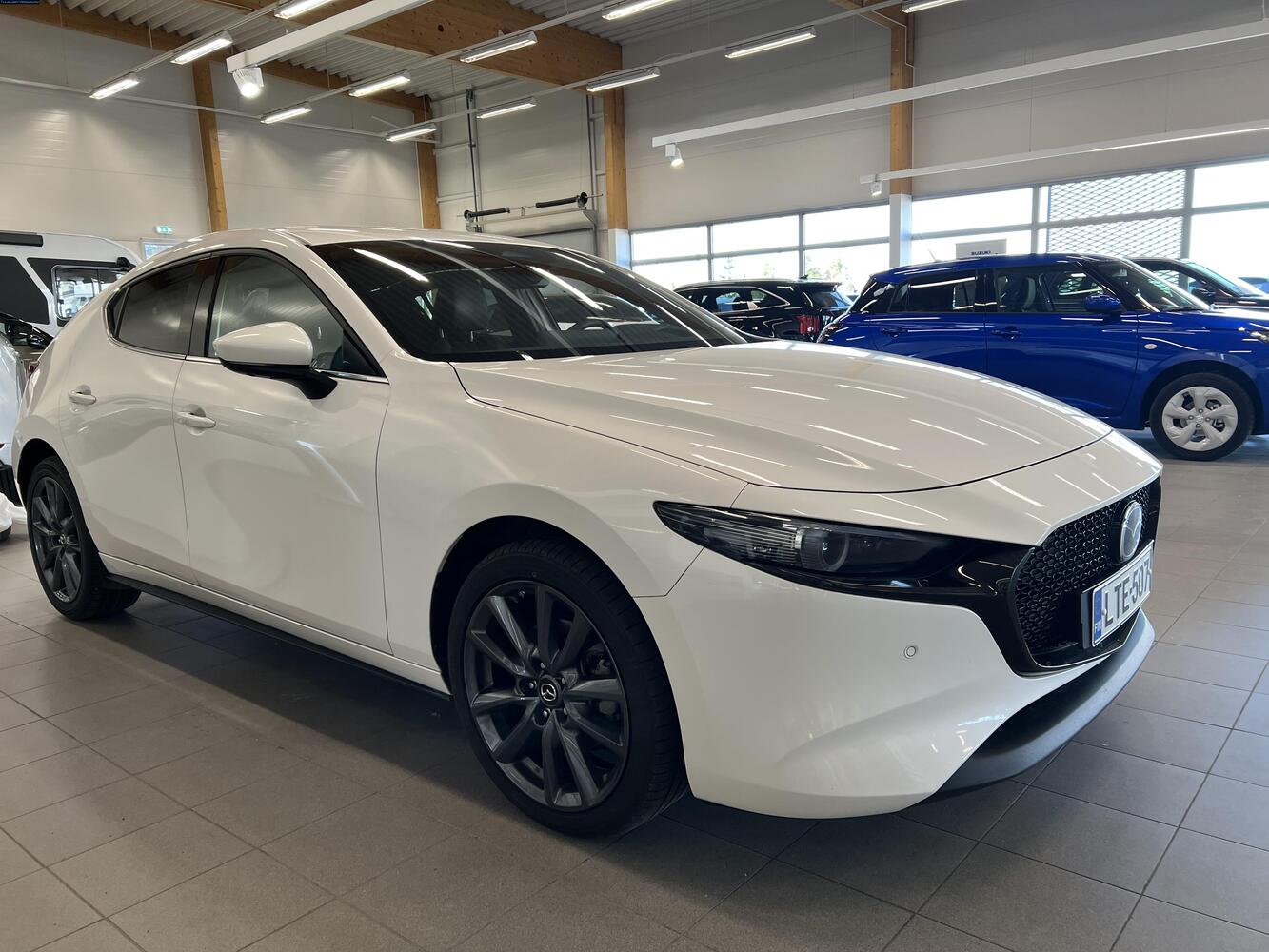 Mazda 3 vaihtoauto
