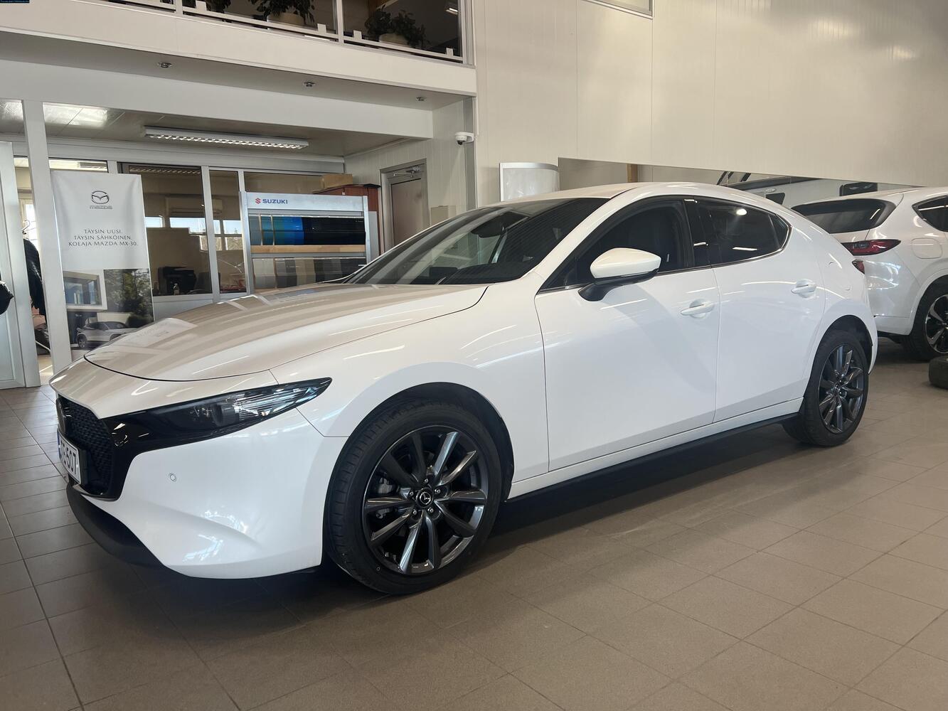 Mazda 3 vaihtoauto