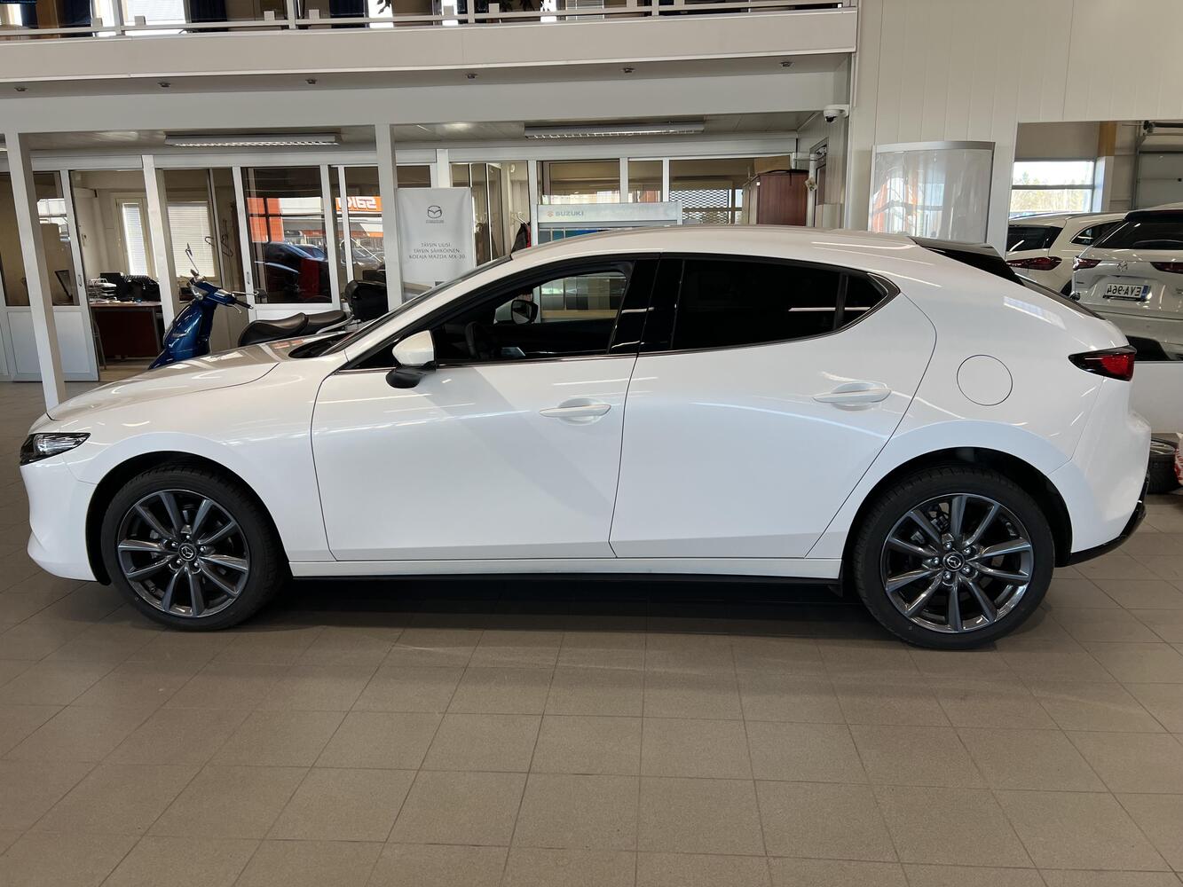 Mazda 3 vaihtoauto